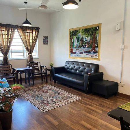 Anggerik Camelia Homestay Apartment Ladang Tok Pelam Kuala Terengganu Buitenkant foto