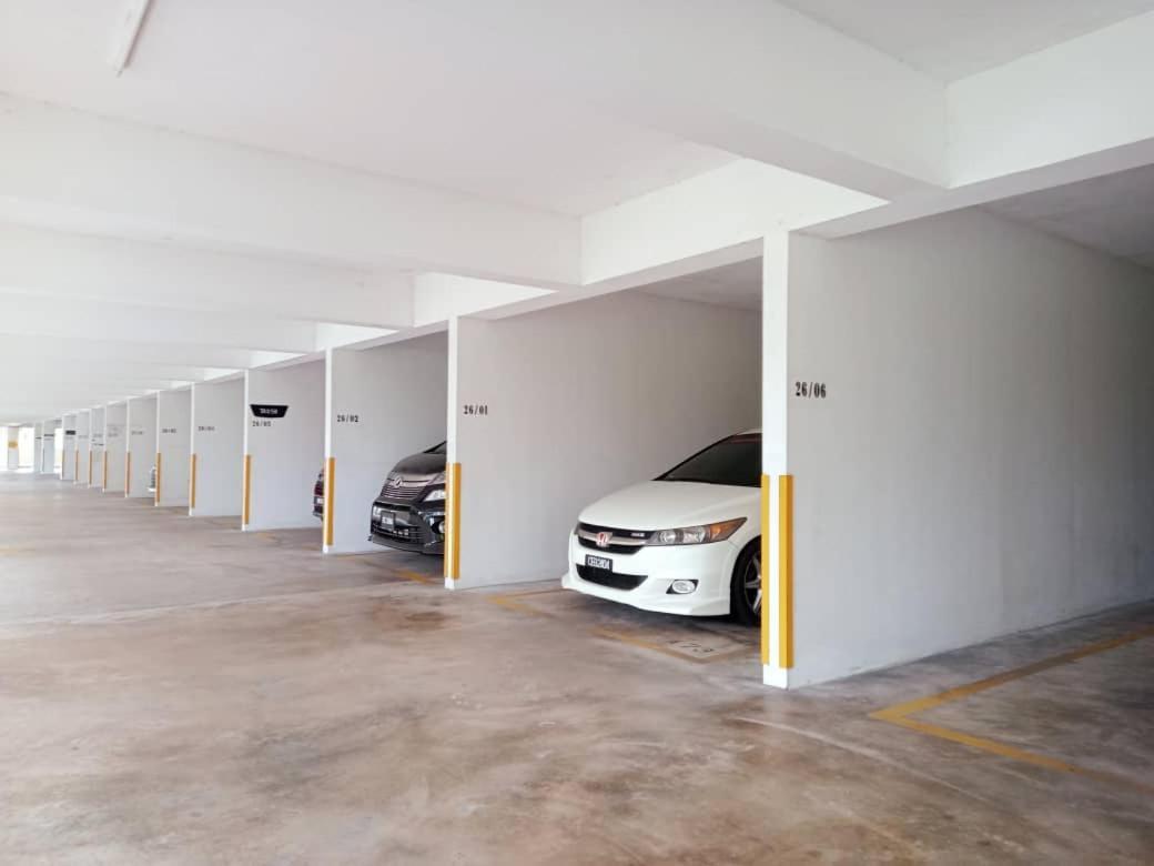 Anggerik Camelia Homestay Apartment Ladang Tok Pelam Kuala Terengganu Buitenkant foto